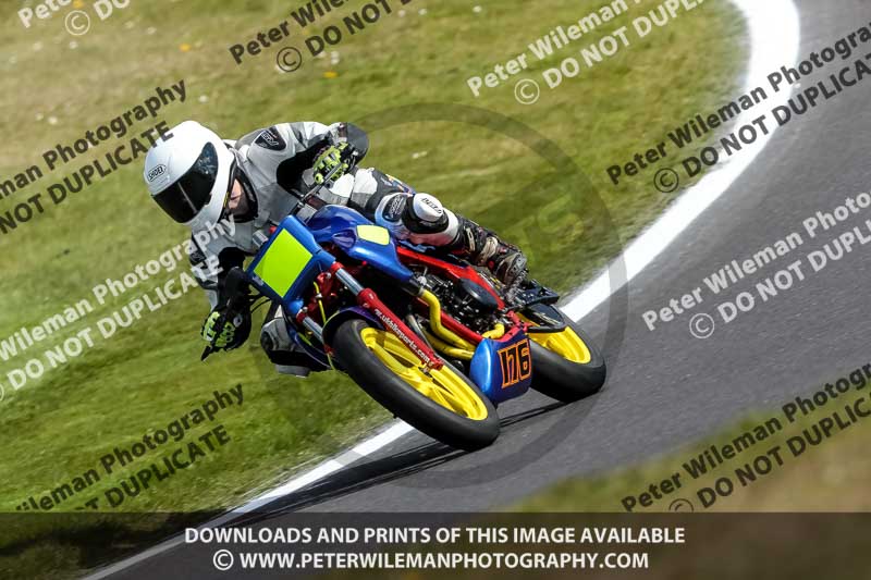 cadwell no limits trackday;cadwell park;cadwell park photographs;cadwell trackday photographs;enduro digital images;event digital images;eventdigitalimages;no limits trackdays;peter wileman photography;racing digital images;trackday digital images;trackday photos